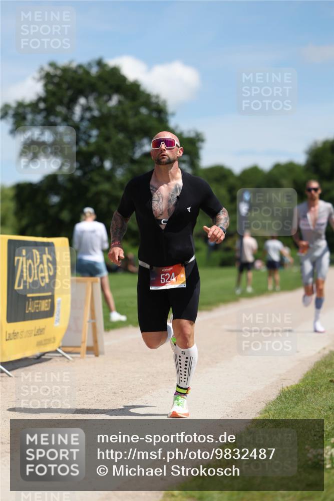21.06.2026 - Viking Triathlon Michael Strokosch http://msf.ph/oto/9832487 21.06.2026 13:01:33 Laufen 21, 524 meine-sportfotos.de