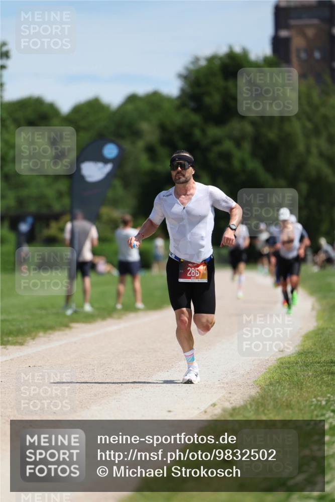 21.06.2026 - Viking Triathlon Michael Strokosch http://msf.ph/oto/9832502 21.06.2026 13:02:05 Laufen 285 meine-sportfotos.de