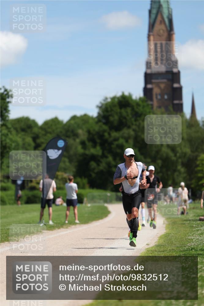21.06.2026 - Viking Triathlon Michael Strokosch http://msf.ph/oto/9832512 21.06.2026 13:02:11 Laufen 7, 25, 43, 285, 466 meine-sportfotos.de