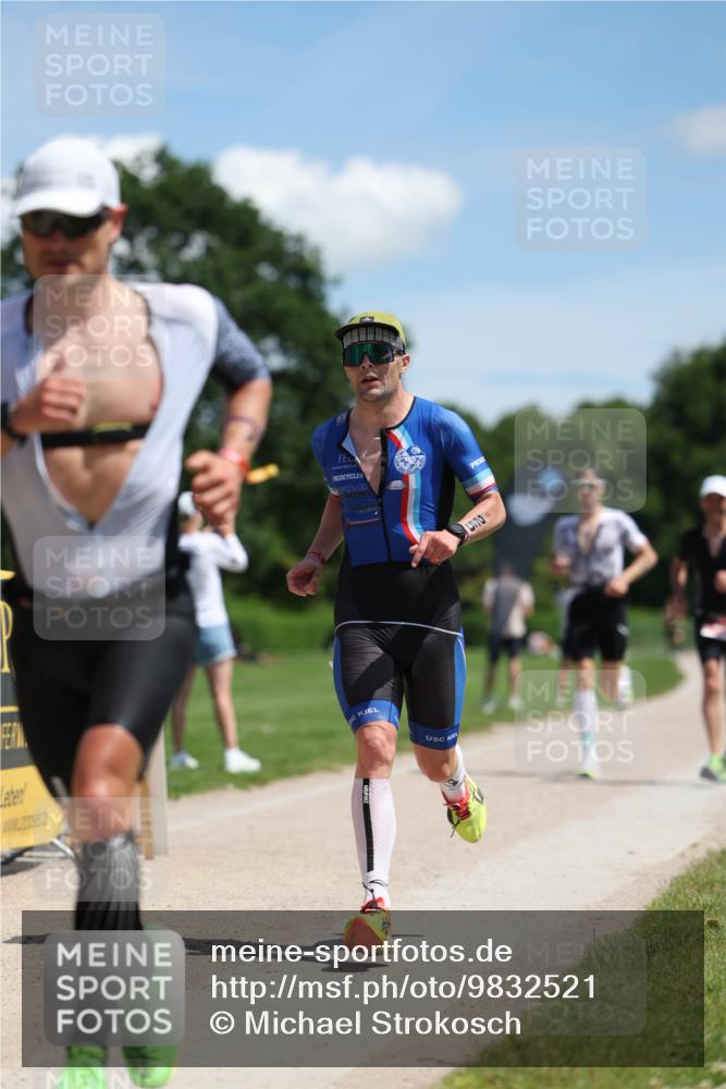 21.06.2026 - Viking Triathlon Michael Strokosch http://msf.ph/oto/9832521 21.06.2026 13:02:15 Laufen 7, 25, 43, 404, 466 meine-sportfotos.de