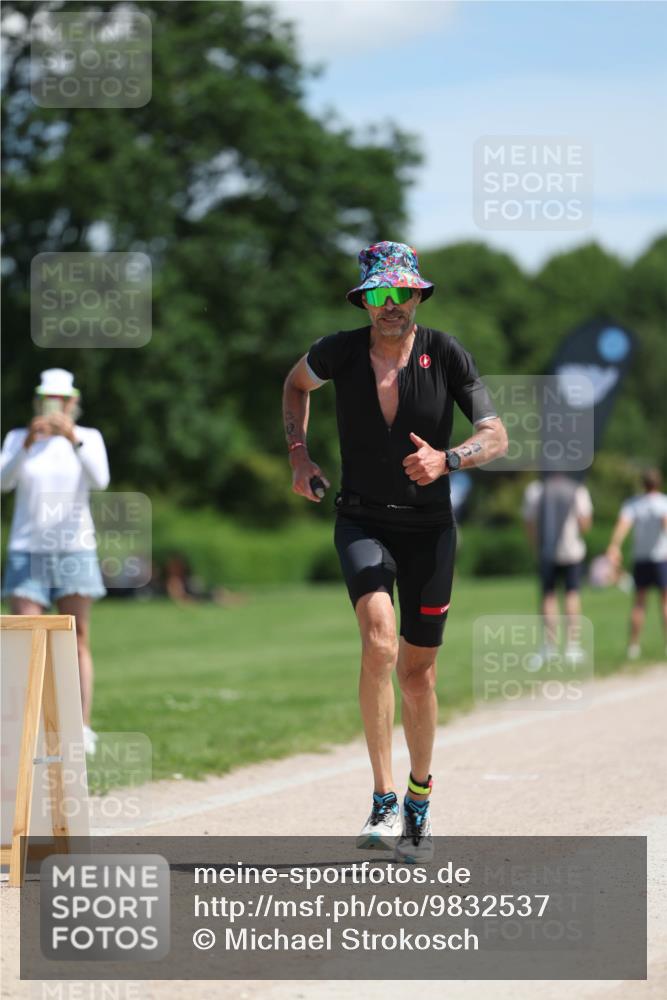 21.06.2026 - Viking Triathlon Michael Strokosch http://msf.ph/oto/9832537 21.06.2026 13:02:22 Laufen 5, 43, 404, 466, 670 meine-sportfotos.de