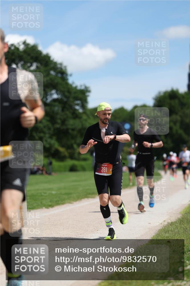 21.06.2026 - Viking Triathlon Michael Strokosch http://msf.ph/oto/9832570 21.06.2026 13:02:48 Laufen 82, 170, 311, 391, 453, 648 meine-sportfotos.de