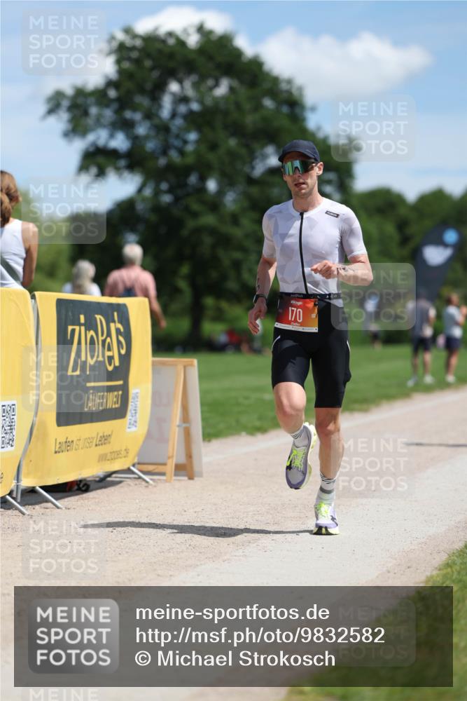 21.06.2026 - Viking Triathlon Michael Strokosch http://msf.ph/oto/9832582 21.06.2026 13:02:55 Laufen 41, 170 meine-sportfotos.de