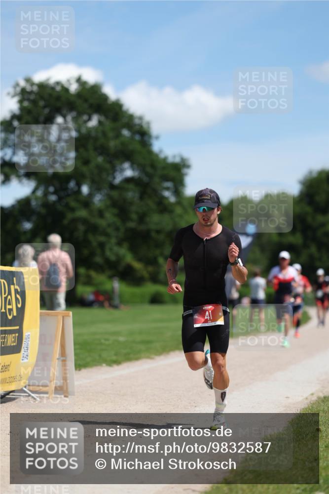 21.06.2026 - Viking Triathlon Michael Strokosch http://msf.ph/oto/9832587 21.06.2026 13:02:57 Laufen 41, 170, 334 meine-sportfotos.de
