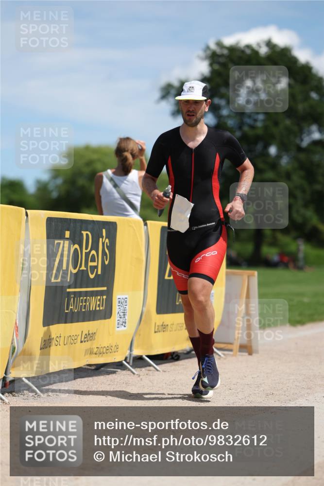 21.06.2026 - Viking Triathlon Michael Strokosch http://msf.ph/oto/9832612 21.06.2026 13:03:12 Laufen 332, 440, 536 meine-sportfotos.de