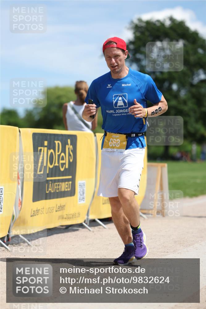21.06.2026 - Viking Triathlon Michael Strokosch http://msf.ph/oto/9832624 21.06.2026 13:03:22 Laufen 332, 440, 668 meine-sportfotos.de