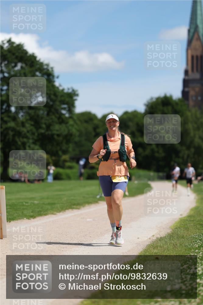 21.06.2026 - Viking Triathlon Michael Strokosch http://msf.ph/oto/9832639 21.06.2026 13:03:53 Laufen 645 meine-sportfotos.de