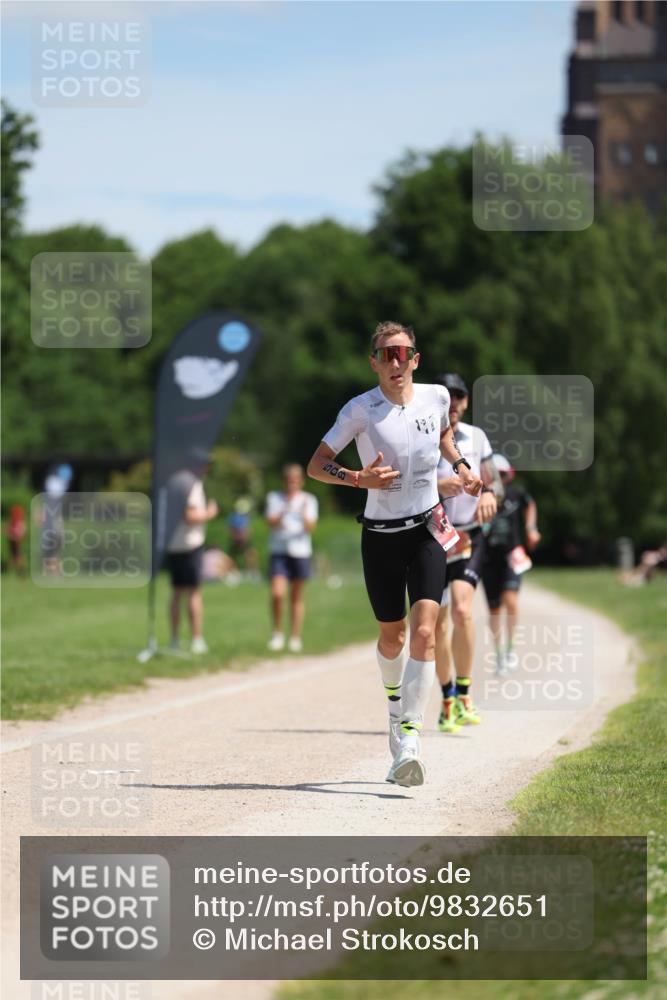 21.06.2026 - Viking Triathlon Michael Strokosch http://msf.ph/oto/9832651 21.06.2026 13:04:02 Laufen 86, 171, 508 meine-sportfotos.de