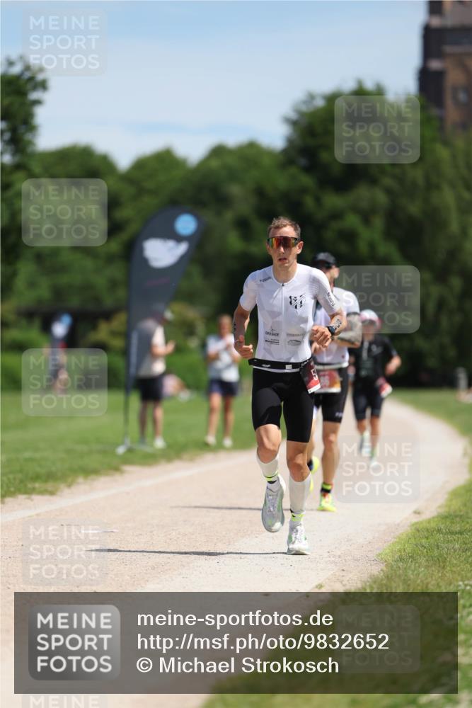 21.06.2026 - Viking Triathlon Michael Strokosch http://msf.ph/oto/9832652 21.06.2026 13:04:02 Laufen 86, 171, 508 meine-sportfotos.de