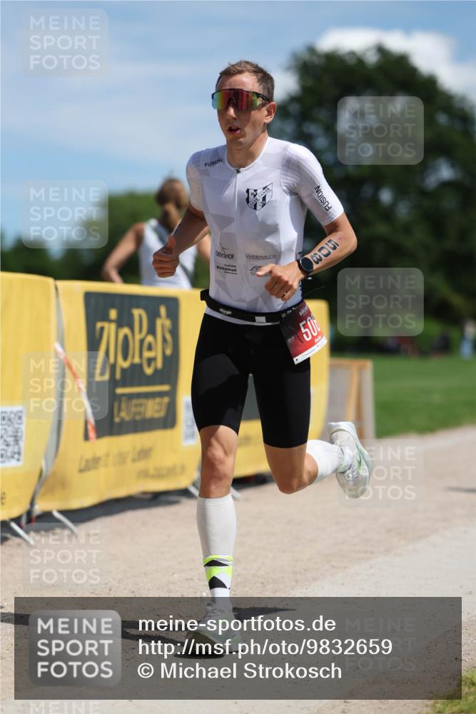 21.06.2026 - Viking Triathlon Michael Strokosch http://msf.ph/oto/9832659 21.06.2026 13:04:05 Laufen 86, 171, 508 meine-sportfotos.de