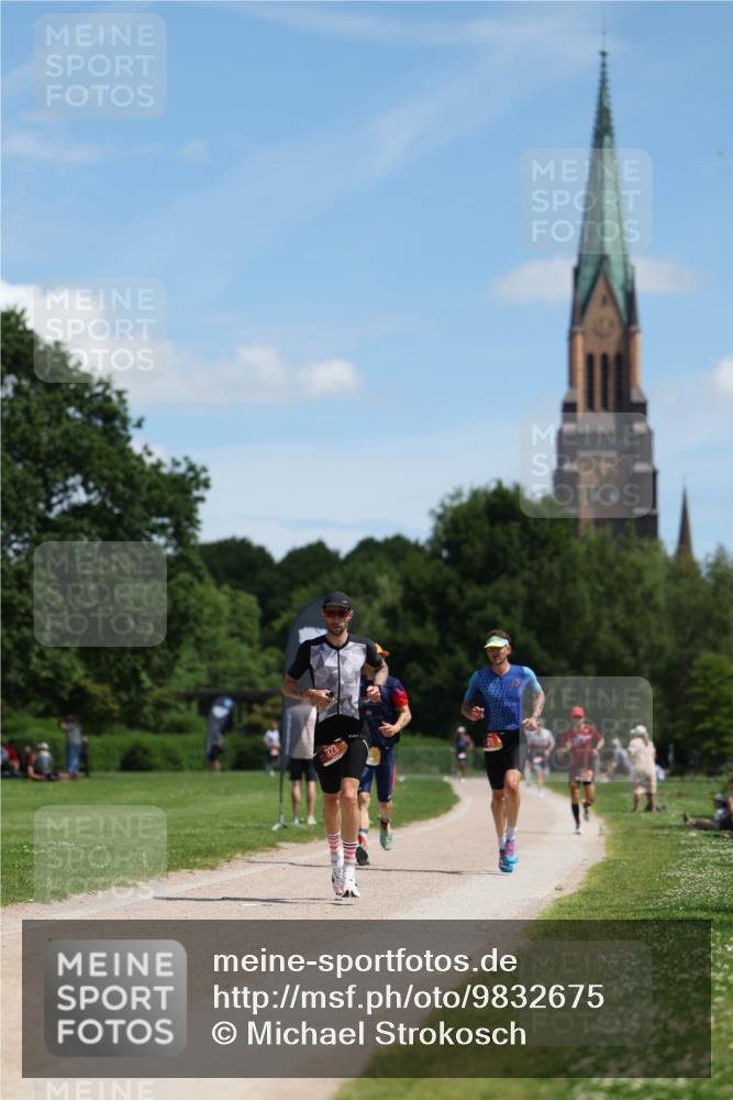 21.06.2026 - Viking Triathlon Michael Strokosch http://msf.ph/oto/9832675 21.06.2026 13:04:23 Laufen 323, 371, 615 meine-sportfotos.de