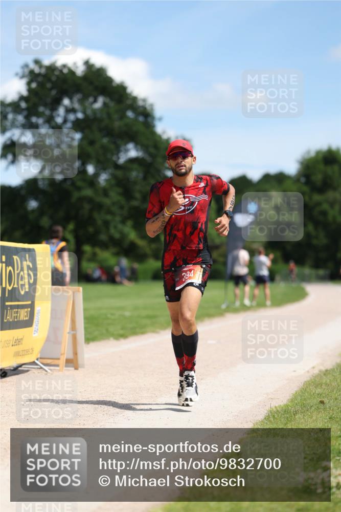 21.06.2026 - Viking Triathlon Michael Strokosch http://msf.ph/oto/9832700 21.06.2026 13:04:34 Laufen 394, 547 meine-sportfotos.de