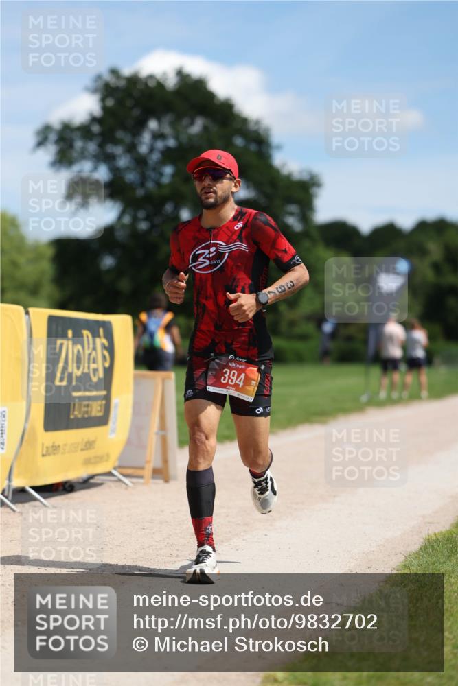 21.06.2026 - Viking Triathlon Michael Strokosch http://msf.ph/oto/9832702 21.06.2026 13:04:34 Laufen 394, 547 meine-sportfotos.de