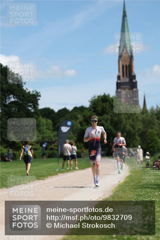 21.06.2026 - Viking Triathlon Michael Strokosch http://msf.ph/oto/9832709 21.06.2026 13:04:39 Laufen 31, 547 meine-sportfotos.de