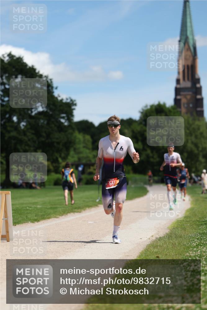 21.06.2026 - Viking Triathlon Michael Strokosch http://msf.ph/oto/9832715 21.06.2026 13:04:40 Laufen 31, 547 meine-sportfotos.de