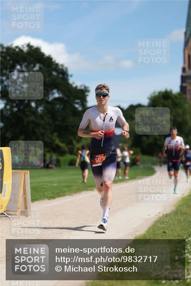 21.06.2026 - Viking Triathlon Michael Strokosch http://msf.ph/oto/9832717 21.06.2026 13:04:41 Laufen 31, 372, 547 meine-sportfotos.de
