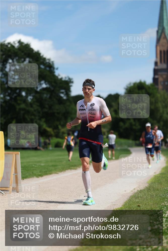 21.06.2026 - Viking Triathlon Michael Strokosch http://msf.ph/oto/9832726 21.06.2026 13:04:44 Laufen 31, 372, 475, 547 meine-sportfotos.de
