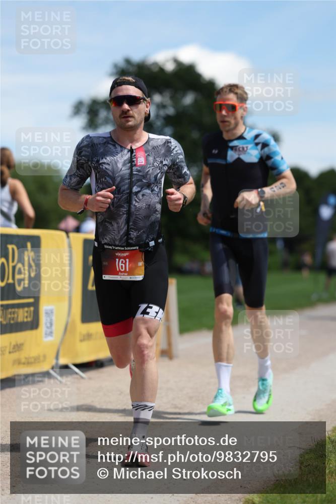 21.06.2026 - Viking Triathlon Michael Strokosch http://msf.ph/oto/9832795 21.06.2026 13:05:16 Laufen 161, 429, 643 meine-sportfotos.de