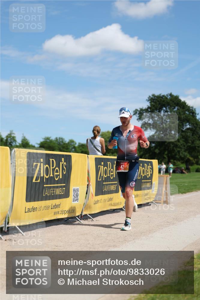 21.06.2026 - Viking Triathlon Michael Strokosch http://msf.ph/oto/9833026 21.06.2026 13:09:03 Laufen 42, 364 meine-sportfotos.de