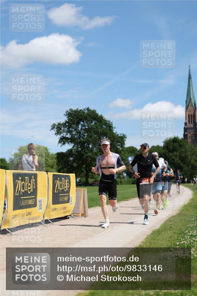 21.06.2026 - Viking Triathlon Michael Strokosch http://msf.ph/oto/9833146 21.06.2026 13:10:31 Laufen 55, 58, 103, 126, 136, 380, 527 meine-sportfotos.de