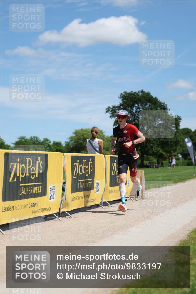21.06.2026 - Viking Triathlon Michael Strokosch http://msf.ph/oto/9833197 21.06.2026 13:11:18 Laufen 46, 65 meine-sportfotos.de