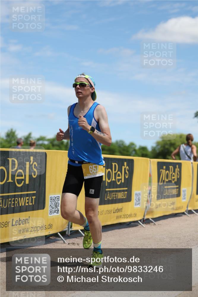 21.06.2026 - Viking Triathlon Michael Strokosch http://msf.ph/oto/9833246 21.06.2026 13:12:13 Laufen 98 meine-sportfotos.de