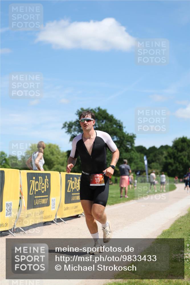 21.06.2026 - Viking Triathlon Michael Strokosch http://msf.ph/oto/9833433 21.06.2026 13:14:28 Laufen 64, 90, 168 meine-sportfotos.de