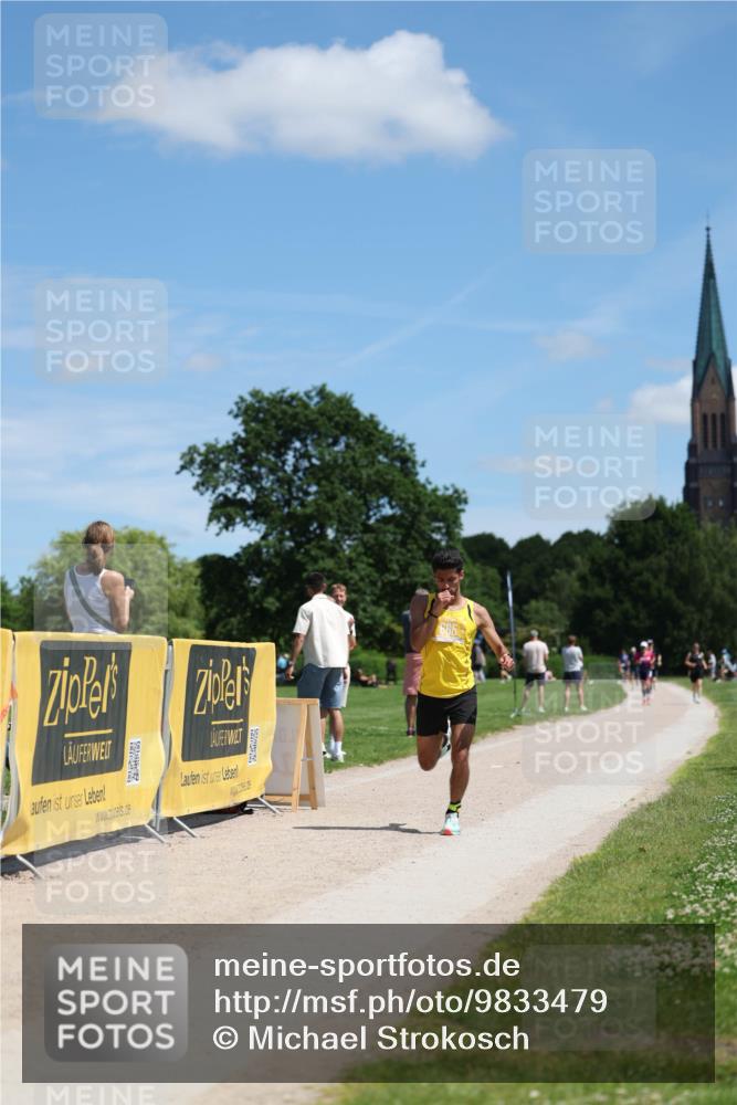 21.06.2026 - Viking Triathlon Michael Strokosch http://msf.ph/oto/9833479 21.06.2026 13:14:57 Laufen 665 meine-sportfotos.de