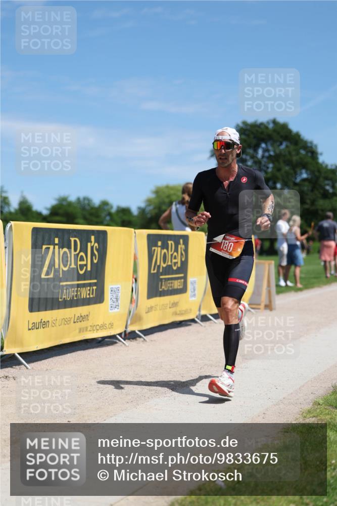 21.06.2026 - Viking Triathlon Michael Strokosch http://msf.ph/oto/9833675 21.06.2026 13:17:31 Laufen 180, 340 meine-sportfotos.de