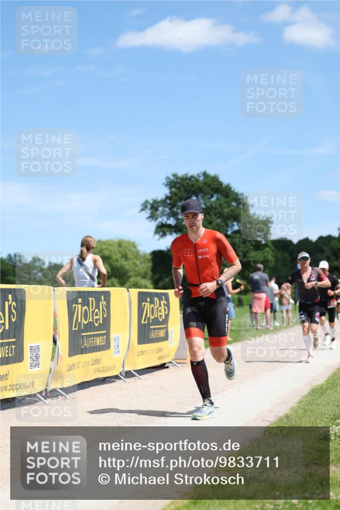 21.06.2026 - Viking Triathlon Michael Strokosch http://msf.ph/oto/9833711 21.06.2026 13:17:58 Laufen 33, 156, 296, 376, 545, 578 meine-sportfotos.de