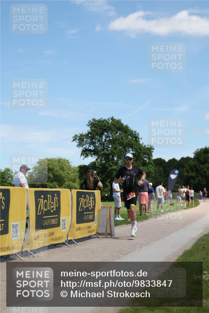 21.06.2026 - Viking Triathlon Michael Strokosch http://msf.ph/oto/9833847 21.06.2026 13:19:54 Laufen 301 meine-sportfotos.de