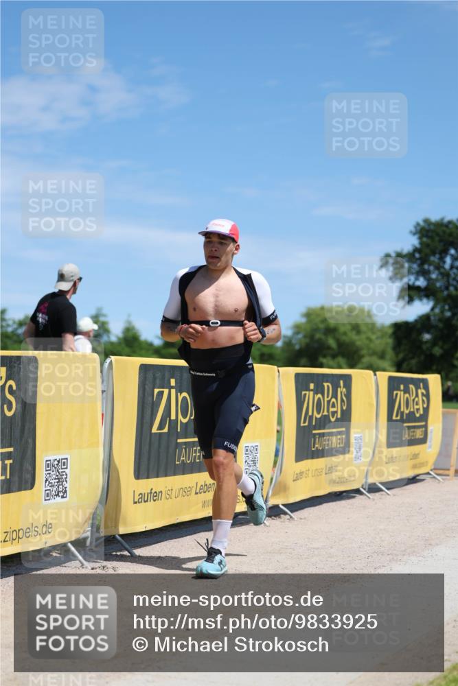 21.06.2026 - Viking Triathlon Michael Strokosch http://msf.ph/oto/9833925 21.06.2026 13:20:59 Laufen 93, 189 meine-sportfotos.de