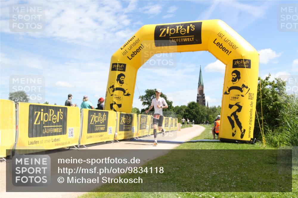21.06.2026 - Viking Triathlon Michael Strokosch http://msf.ph/oto/9834118 21.06.2026 12:46:43 Laufen 38 meine-sportfotos.de