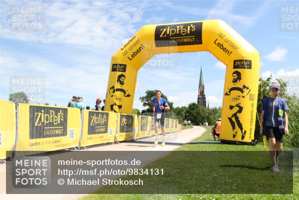 21.06.2026 - Viking Triathlon Michael Strokosch http://msf.ph/oto/9834131 21.06.2026 12:48:37 Laufen 410 meine-sportfotos.de