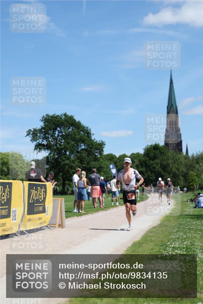 21.06.2026 - Viking Triathlon Michael Strokosch http://msf.ph/oto/9834135 21.06.2026 13:22:51 Laufen 19, 422 meine-sportfotos.de