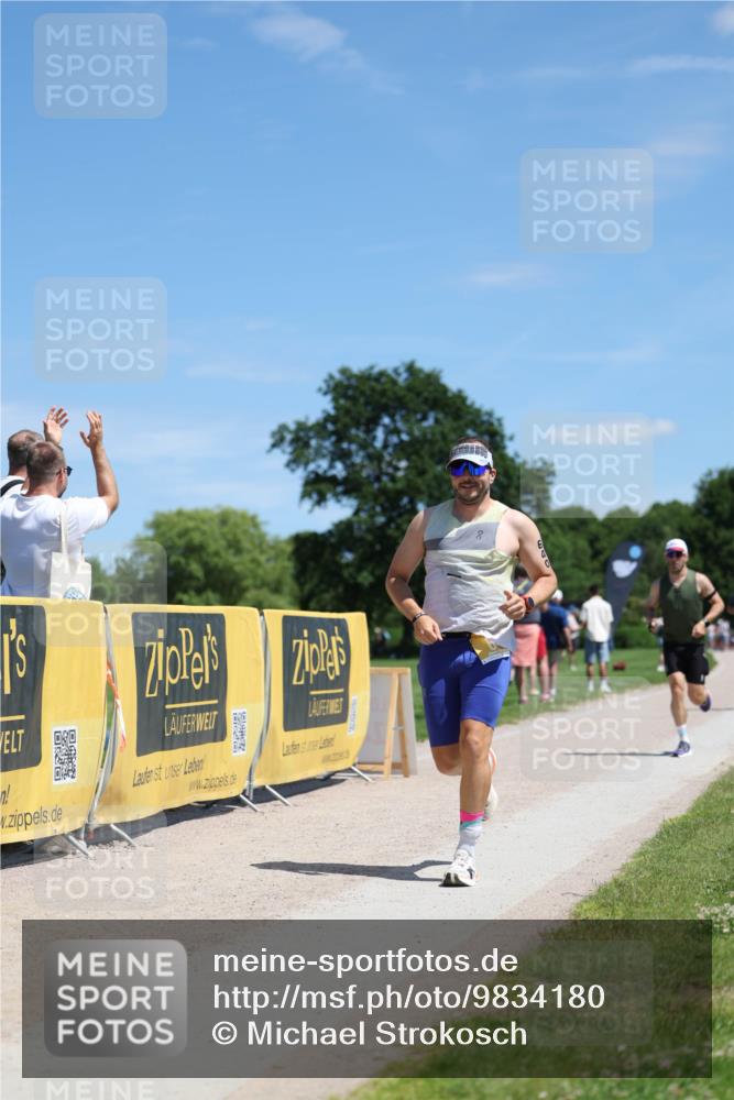 21.06.2026 - Viking Triathlon Michael Strokosch http://msf.ph/oto/9834180 21.06.2026 13:23:14 Laufen 528, 607, 640 meine-sportfotos.de