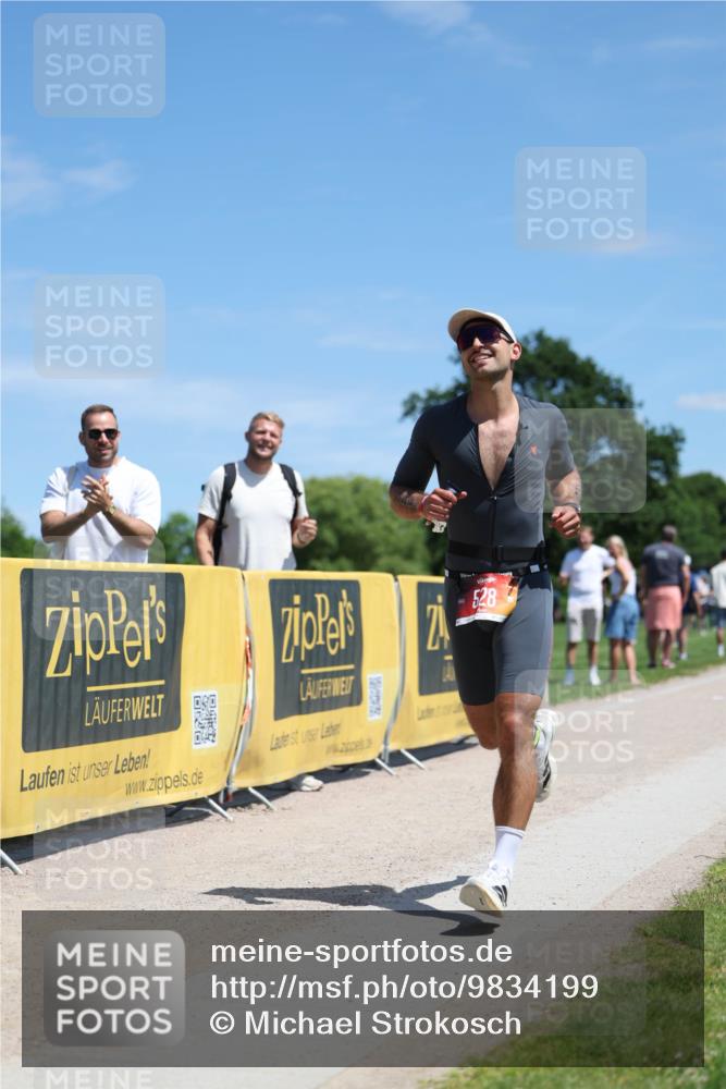 21.06.2026 - Viking Triathlon Michael Strokosch http://msf.ph/oto/9834199 21.06.2026 13:23:20 Laufen 528, 607 meine-sportfotos.de