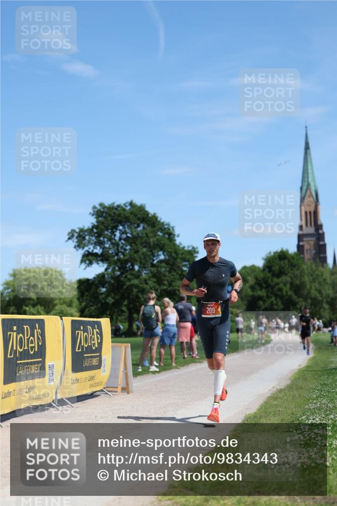 21.06.2026 - Viking Triathlon Michael Strokosch http://msf.ph/oto/9834343 21.06.2026 13:25:03 Laufen 209, 493, 610 meine-sportfotos.de
