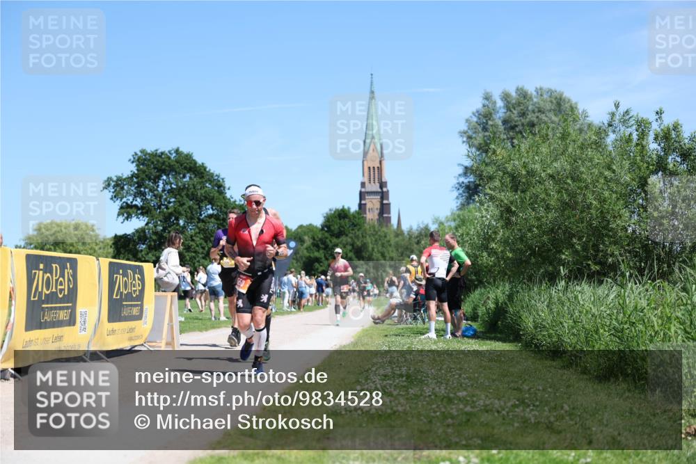 21.06.2026 - Viking Triathlon Michael Strokosch http://msf.ph/oto/9834528 21.06.2026 14:04:23 Laufen 14, 47, 550, 633, 653 meine-sportfotos.de