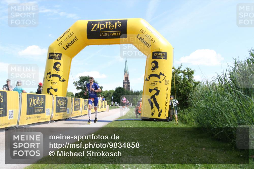 21.06.2026 - Viking Triathlon Michael Strokosch http://msf.ph/oto/9834858 21.06.2026 13:06:45 Laufen 441 meine-sportfotos.de