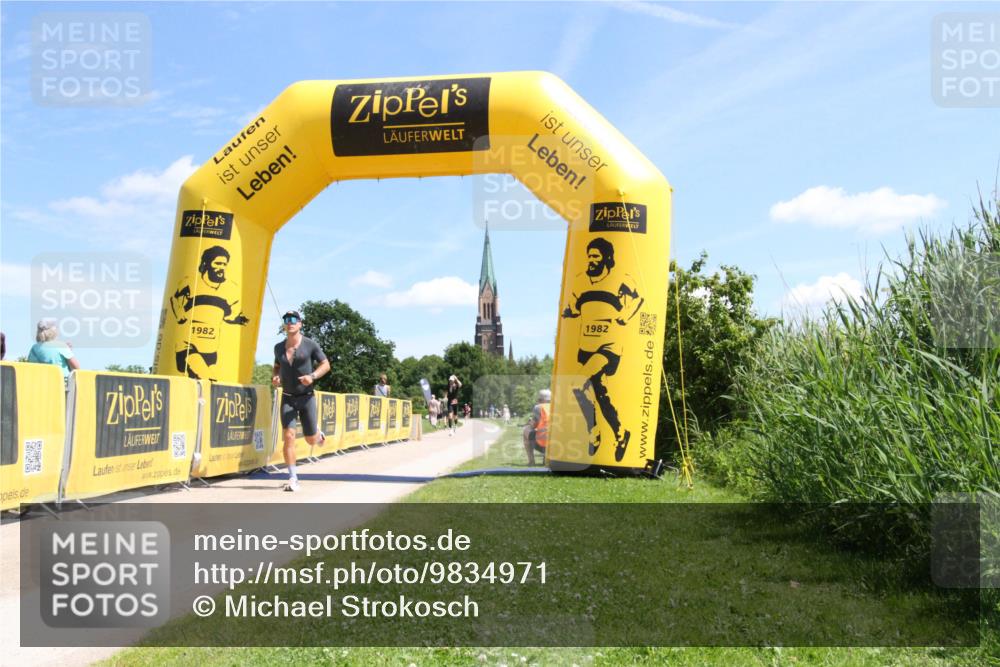 21.06.2026 - Viking Triathlon Michael Strokosch http://msf.ph/oto/9834971 21.06.2026 13:10:58 Laufen 316 meine-sportfotos.de