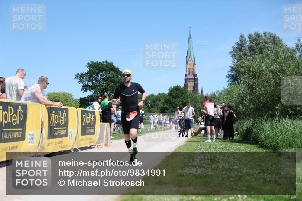 21.06.2026 - Viking Triathlon Michael Strokosch http://msf.ph/oto/9834991 21.06.2026 14:07:44 Laufen 391, 548 meine-sportfotos.de
