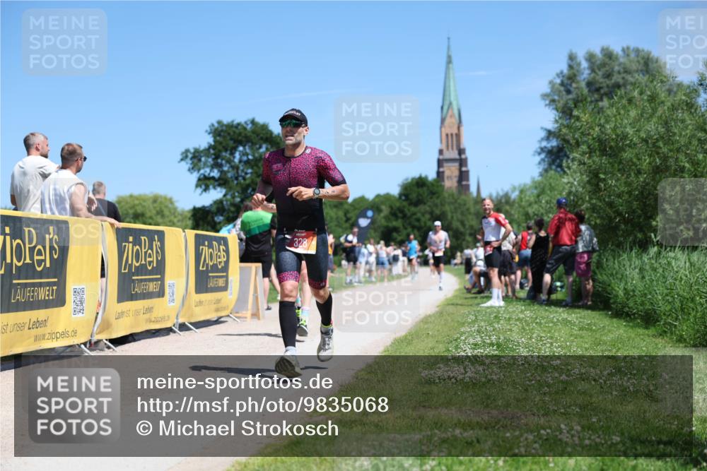 21.06.2026 - Viking Triathlon Michael Strokosch http://msf.ph/oto/9835068 21.06.2026 14:08:10 Laufen 214, 239, 328, 332 meine-sportfotos.de