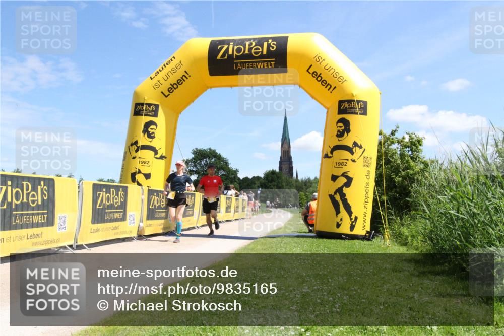 21.06.2026 - Viking Triathlon Michael Strokosch http://msf.ph/oto/9835165 21.06.2026 13:18:19 Laufen 621, 625 meine-sportfotos.de