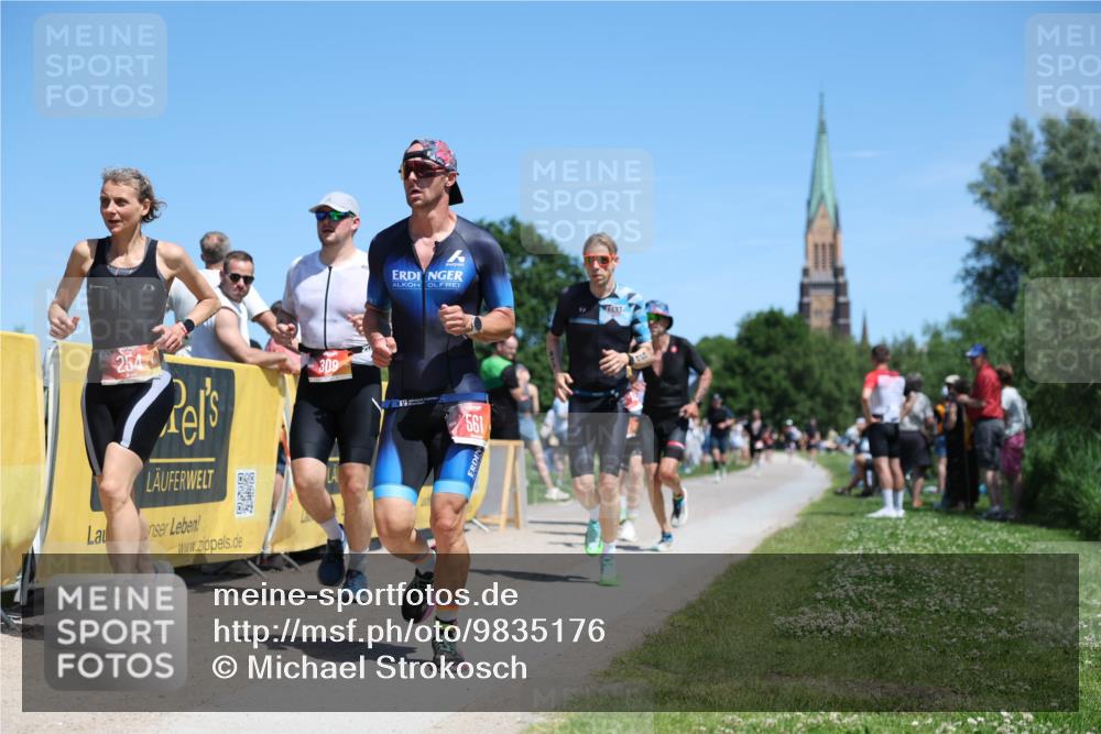 21.06.2026 - Viking Triathlon Michael Strokosch http://msf.ph/oto/9835176 21.06.2026 14:08:46 Laufen 103, 254, 291, 309, 404, 429, 520, 561 meine-sportfotos.de