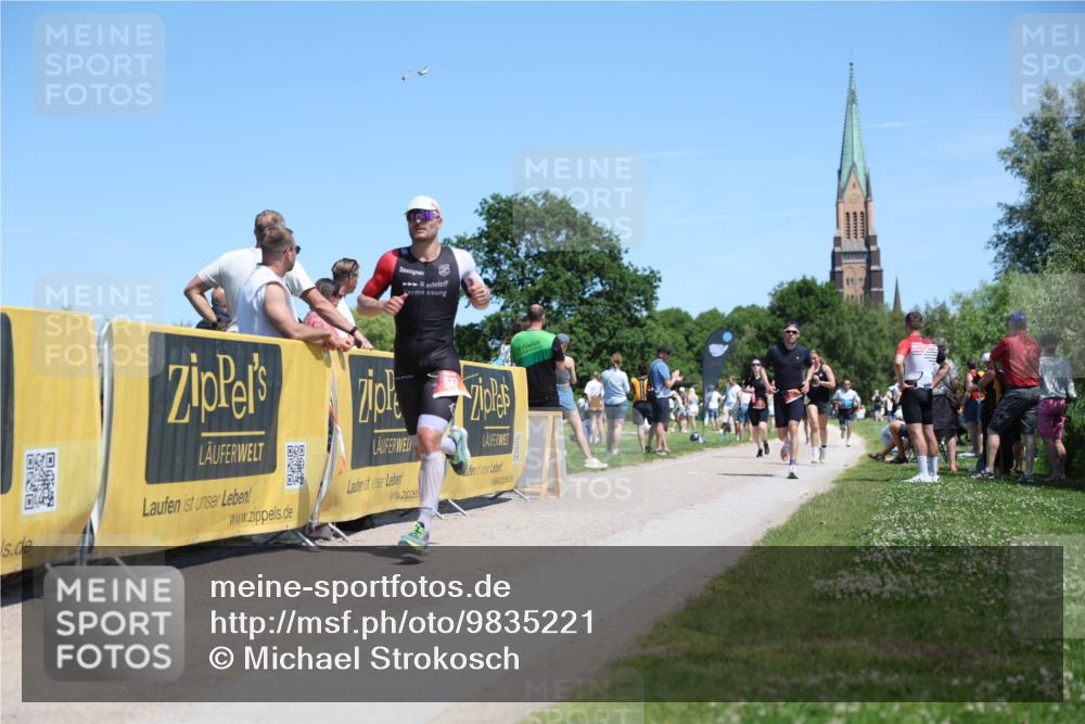 21.06.2026 - Viking Triathlon Michael Strokosch http://msf.ph/oto/9835221 21.06.2026 14:09:00 Laufen 82, 182, 207, 517, 524, 651 meine-sportfotos.de