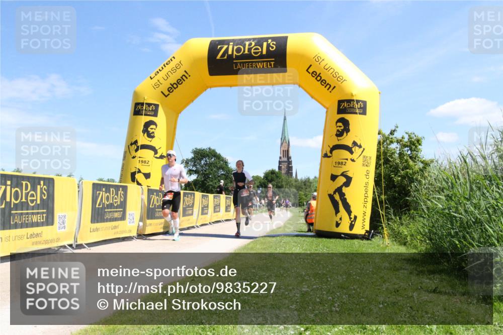 21.06.2026 - Viking Triathlon Michael Strokosch http://msf.ph/oto/9835227 21.06.2026 13:21:16 Laufen 393, 426 meine-sportfotos.de