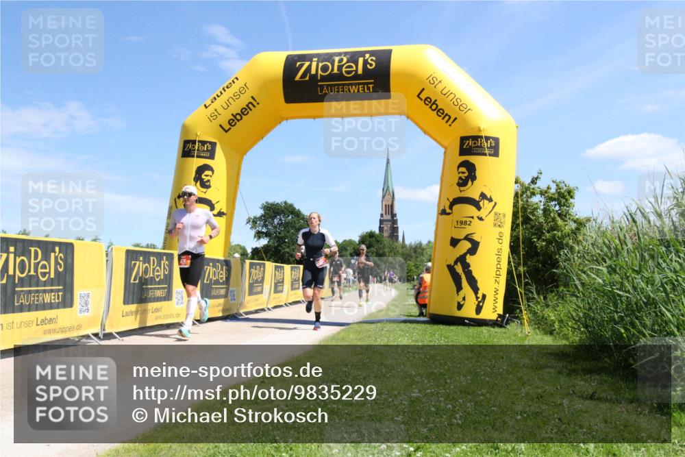 21.06.2026 - Viking Triathlon Michael Strokosch http://msf.ph/oto/9835229 21.06.2026 13:21:17 Laufen 393, 426 meine-sportfotos.de