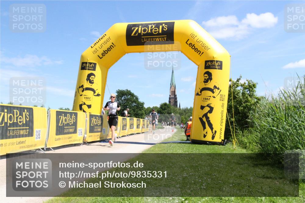 21.06.2026 - Viking Triathlon Michael Strokosch http://msf.ph/oto/9835331 21.06.2026 13:24:59 Laufen 377 meine-sportfotos.de