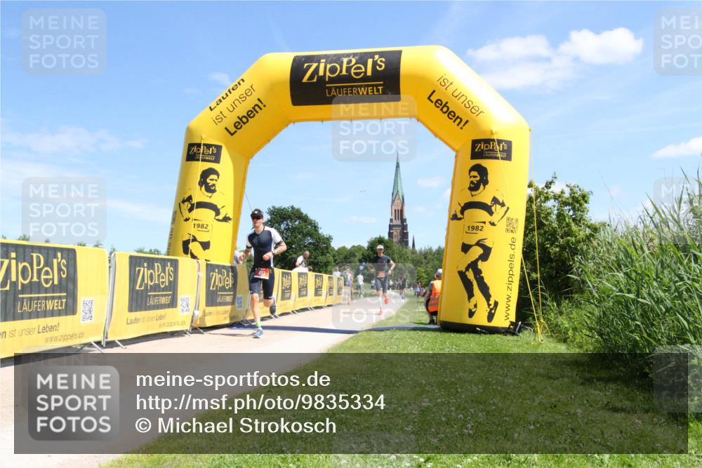 21.06.2026 - Viking Triathlon Michael Strokosch http://msf.ph/oto/9835334 21.06.2026 13:25:03 Laufen 377, 493 meine-sportfotos.de